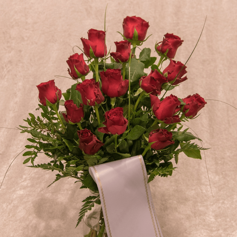 Bårebukett i seremoniens farger- medium